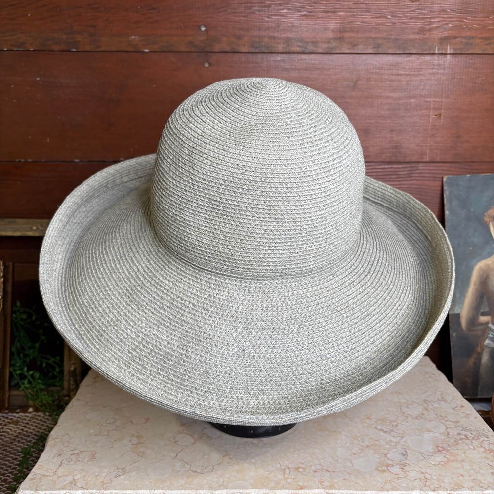 Eric Javits New York Sun Hat Packable Soft Sage Green Color - Picture 6 of 9
